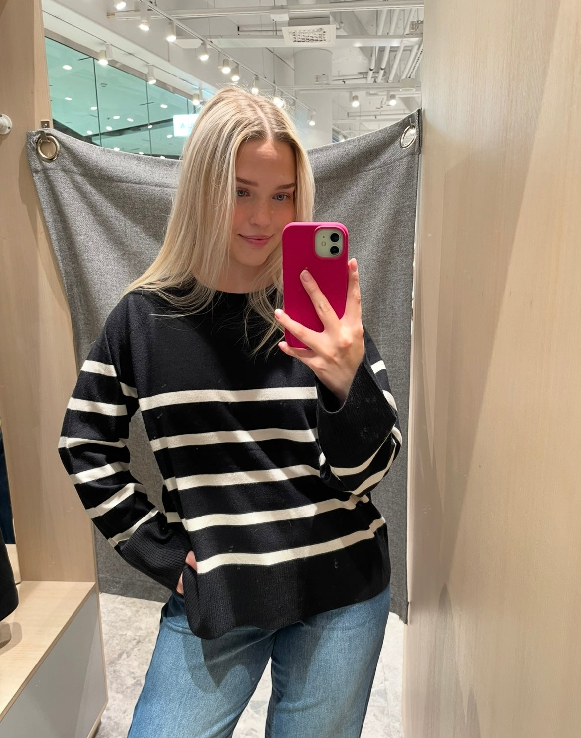 PCSIA Pullover - Black